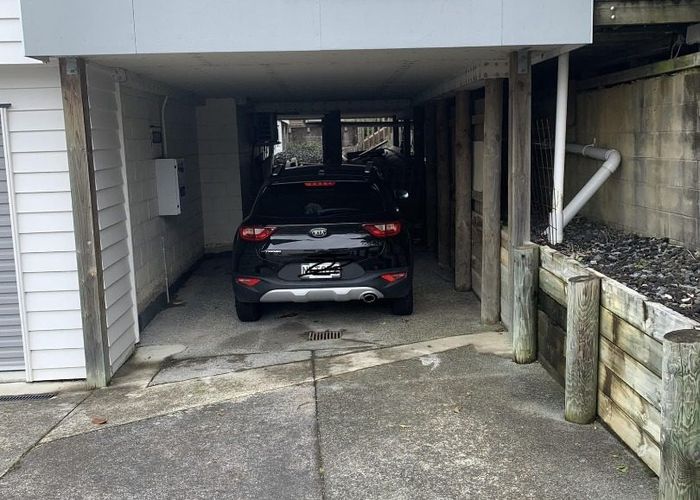  at Totara Vale, North Shore City, Auckland