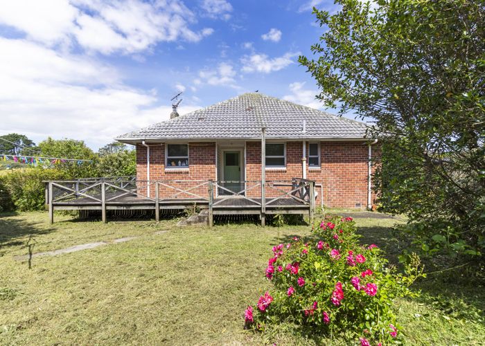  at 3 Commodore Drive,, Lynfield, Auckland City, Auckland