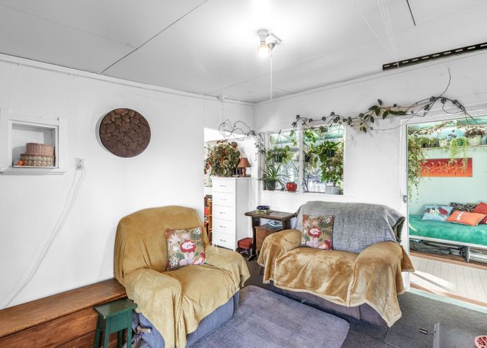  at 53 Awarua Bay Road, Awarua Plains