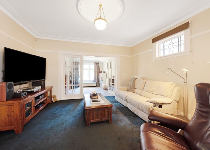  at 21 Burrows Avenue, Karori, Wellington