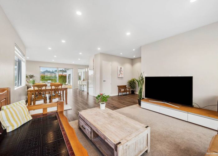 For sale 122 Colonial Drive, Millwater, Rodney, Auckland homes.co.nz