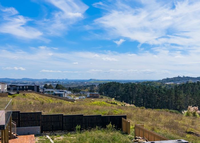  at 15 Grand Ridge Avenue, Flat Bush, Manukau City, Auckland