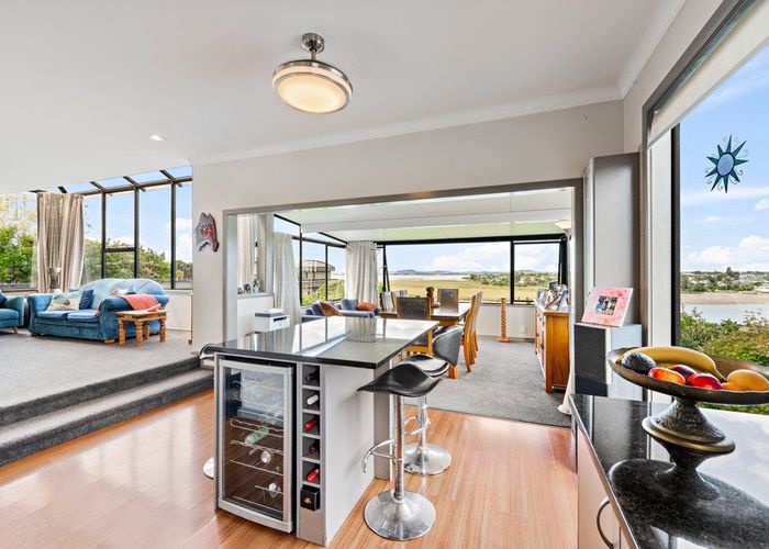  at 19 Constable Lane, West Harbour, Waitakere City, Auckland