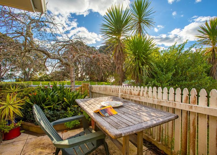  at 51 Harbour View Road, Point Chevalier, Auckland