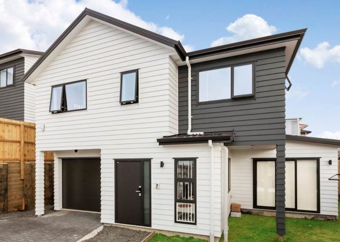 at 30 Rogan Street, Mount Roskill, Auckland