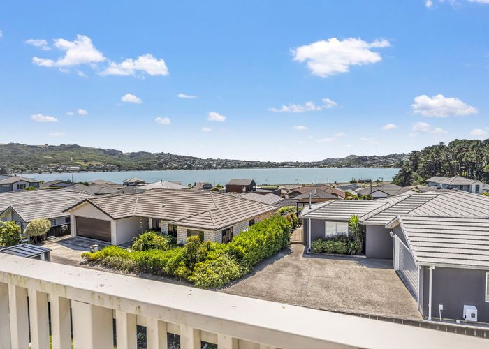  at 29 Margaret Shields Avenue, Aotea, Porirua, Wellington