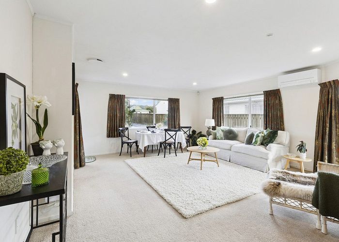  at 4/63 Main Road, Titahi Bay, Porirua, Wellington