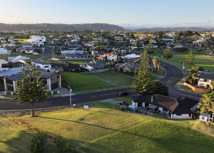  at 5 Pacific Parade, Coastlands, Whakatane, Bay Of Plenty
