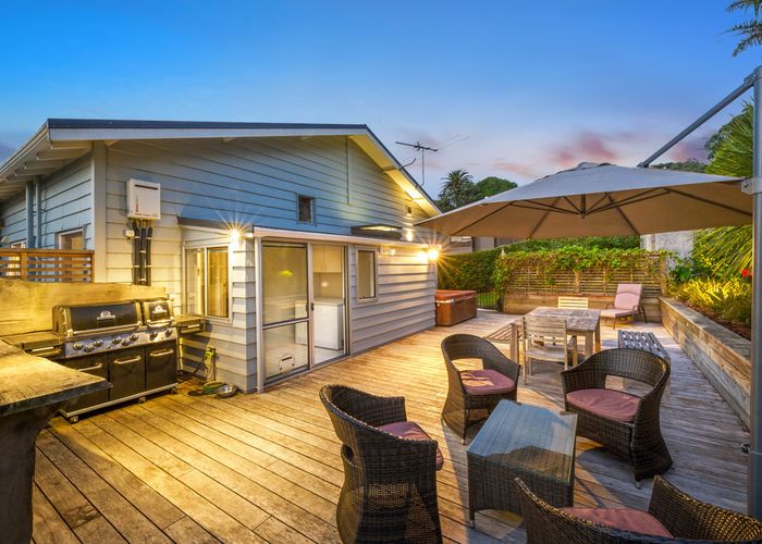  at 11 Lewin Road, Epsom, Auckland