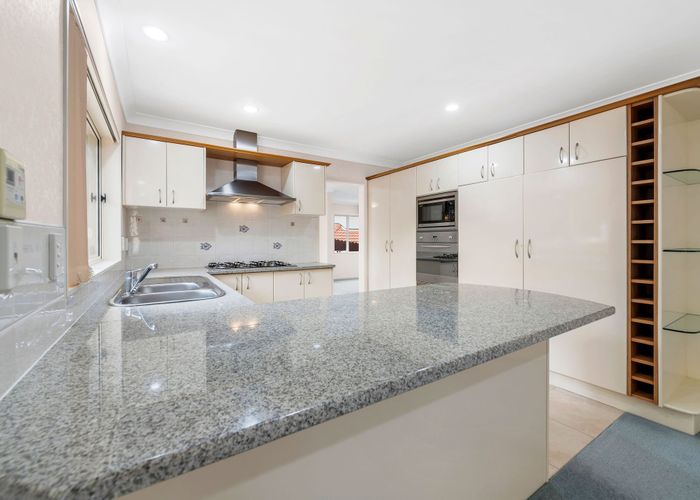  at 86 Moyrus Crescent, Dannemora, Manukau City, Auckland