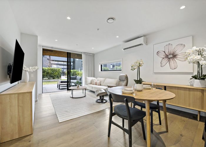  at 110/74 Victoria Street, Onehunga, Auckland