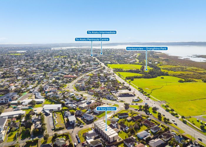  at 7/4 Toru Street, Te Atatu Peninsula, Waitakere City, Auckland