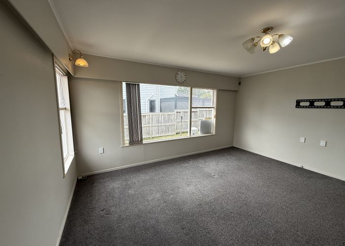  at 51A Stottholm Road, Green Bay, Waitakere City, Auckland