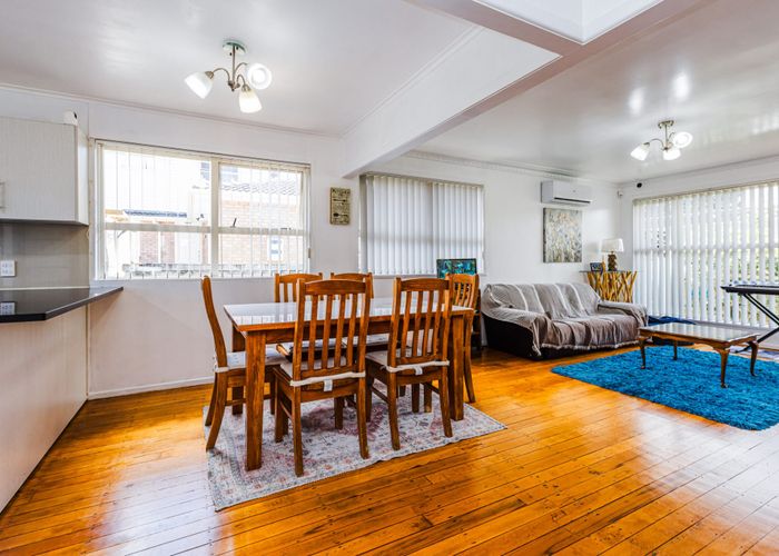  at 225 Puhinui road, Papatoetoe, Manukau City, Auckland