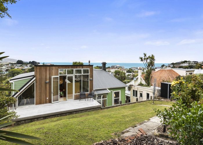 at 40 Norfolk Street, Saint Clair, Dunedin
