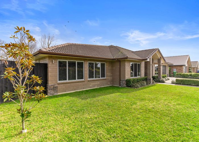  at 186 Harbourside Drive, Karaka, Papakura