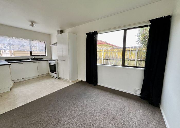  at 399B Roscommon Road, Clendon Park, Manukau City, Auckland