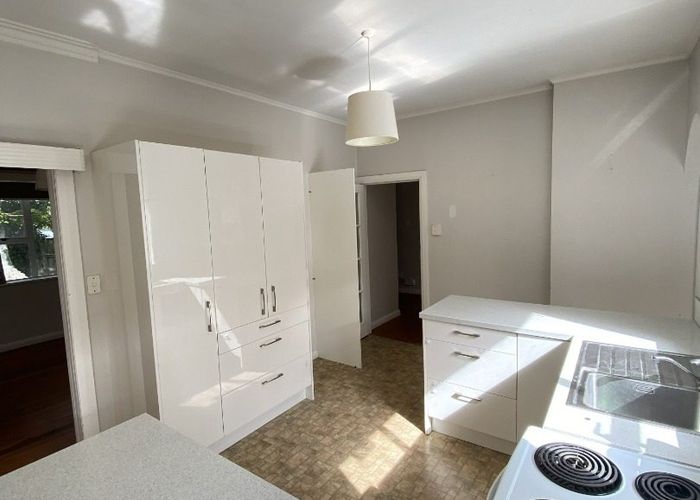  at 19B Croft Grove, Moera, Lower Hutt