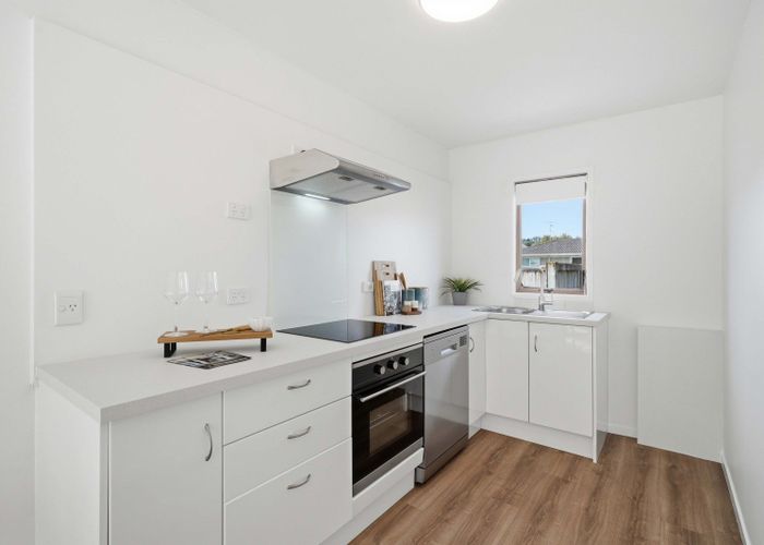  at 5/773 Beach Road, Browns Bay, North Shore City, Auckland