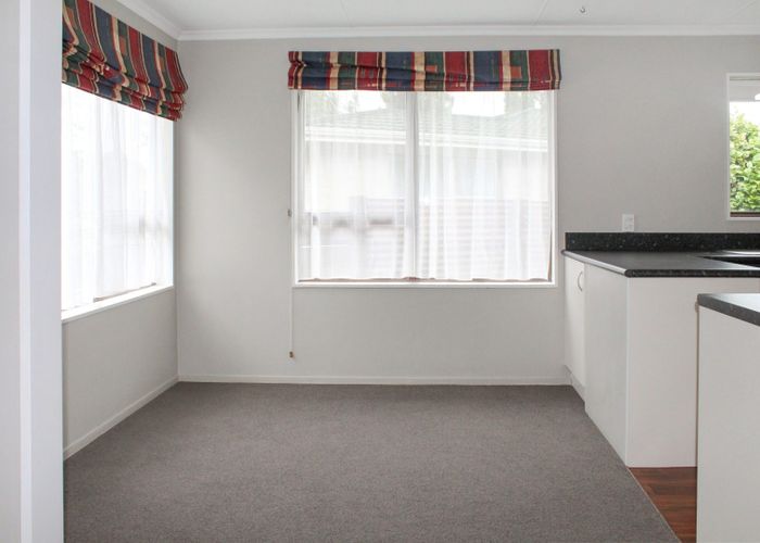  at 37 Humphries Place, Awapuni, Palmerston North, Manawatu / Whanganui