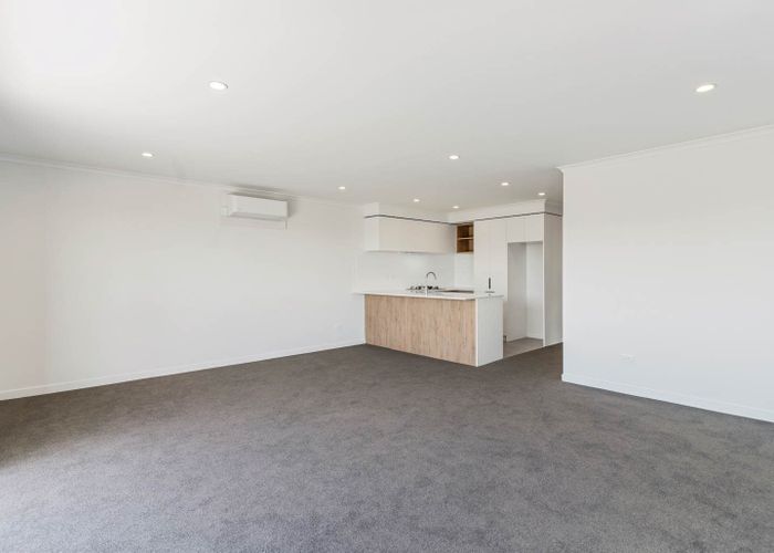  at 101/32 Shortfin Place, Flat Bush, Auckland