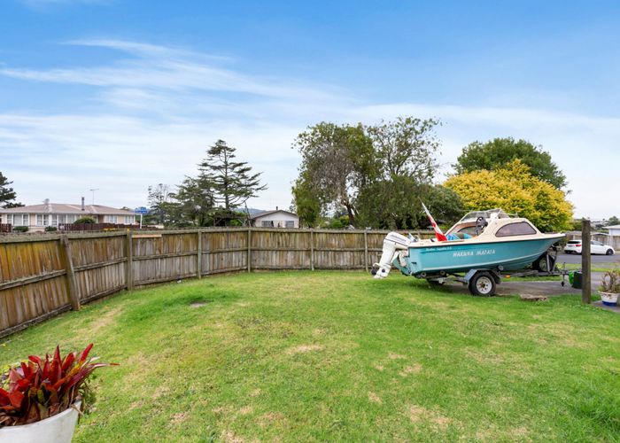  at 64 Megan Avenue, Pakuranga Heights, Manukau City, Auckland