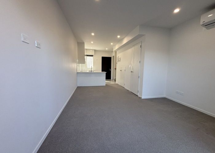 at 2/112 Moore Street, Howick, Manukau City, Auckland