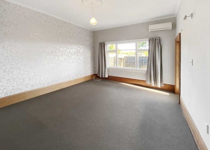  at 16 Edgeware Road, St Albans, Christchurch