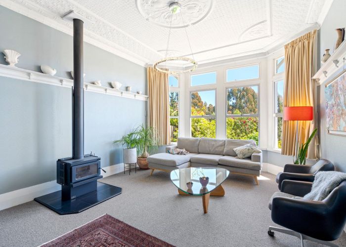  at 18 Northview Crescent, Belleknowes, Dunedin