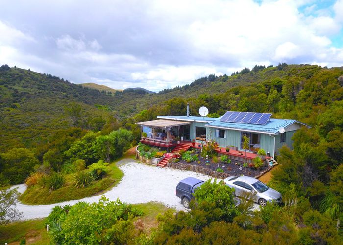  at 475 Taemaro Road, Hihi