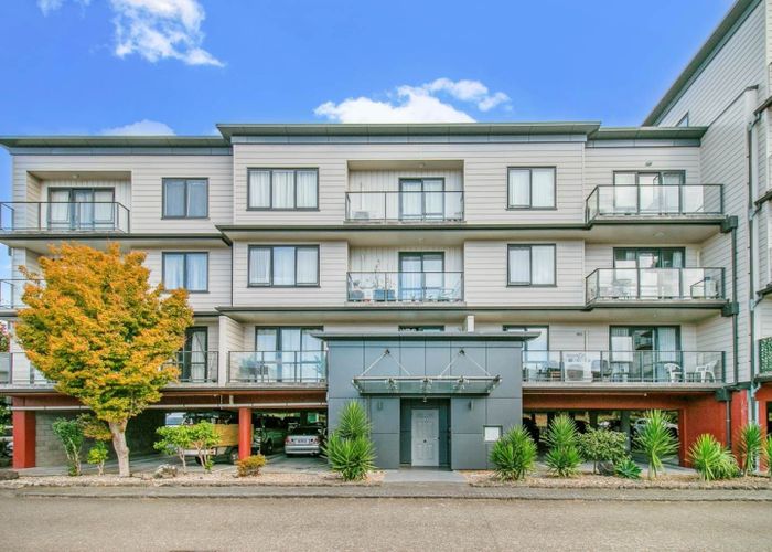  at 20/68 Mountain Road, Mount Wellington, Auckland City, Auckland