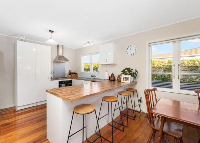  at 24 Queen Street, Feilding, Manawatu, Manawatu / Whanganui