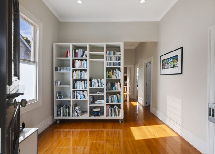  at 18 Tuarangi Road, Grey Lynn, Auckland City, Auckland