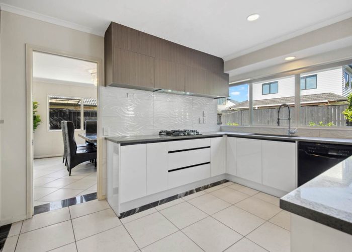  at 42 Thornbury Cresent, Dannemora, Manukau City, Auckland