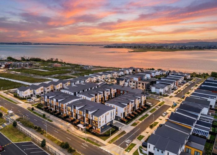  at 6 Pilot Drive, Hobsonville, Waitakere City, Auckland