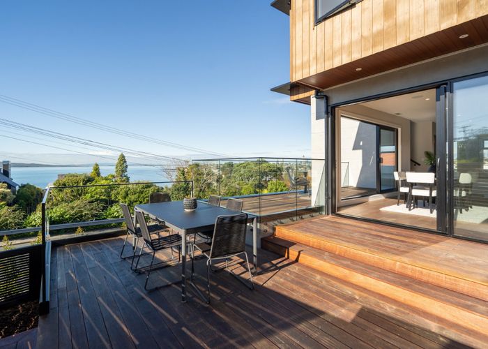  at 20 Beach Road, Milford, North Shore City, Auckland