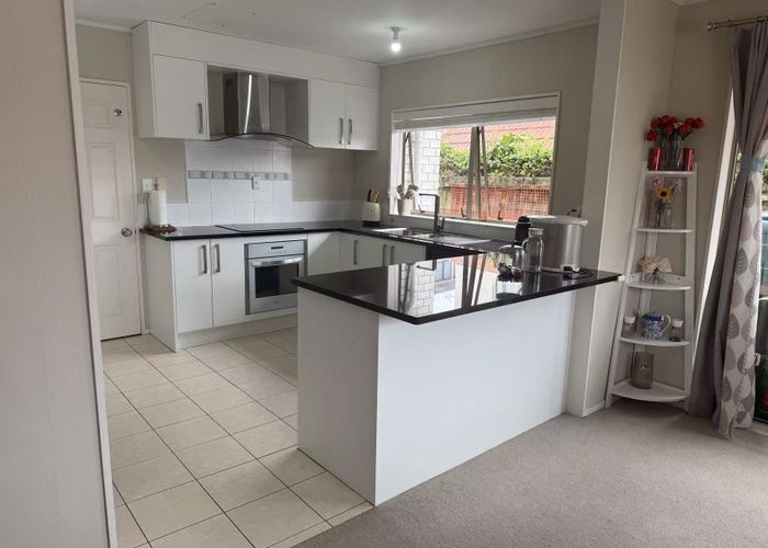  at Somerville, Manukau City, Auckland