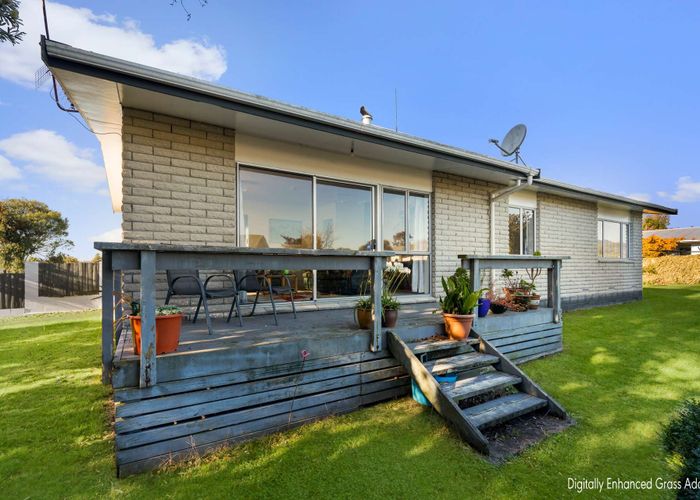  at 86 Pohutukawa Drive, Owhata, Rotorua