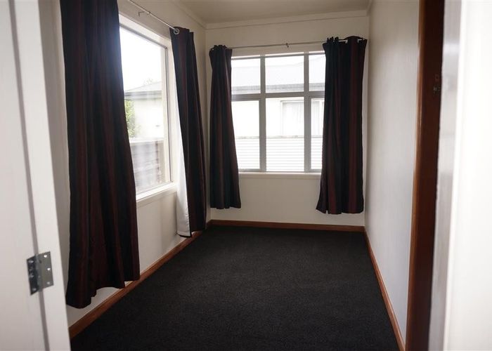  at 124  Newcastle Street, Windsor, Invercargill, Southland