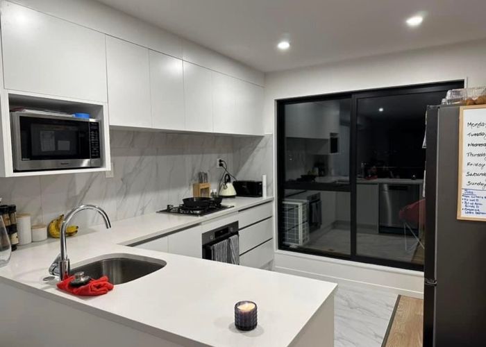  at 15 Oki Place, Glenfield, North Shore City, Auckland