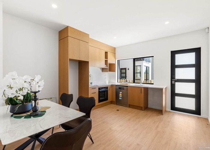 at 6/65A Hogans Road, Glenfield, North Shore City, Auckland