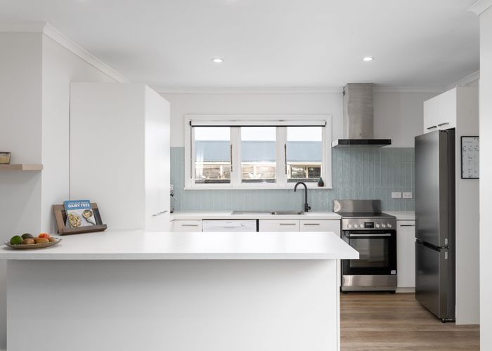  at 70 Inwoods Road, Parklands, Christchurch City, Canterbury