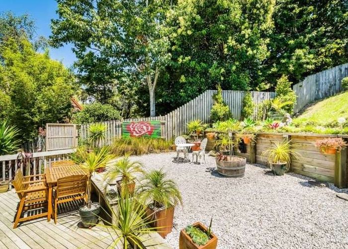  at 1/112 Oaktree Avenue, Browns Bay, North Shore City, Auckland