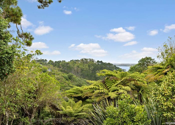  at 6 Gothic Place, Lynfield, Auckland