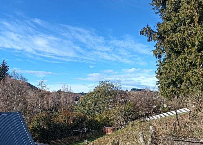  at 6 Iona Street, Lawrence, Clutha, Otago