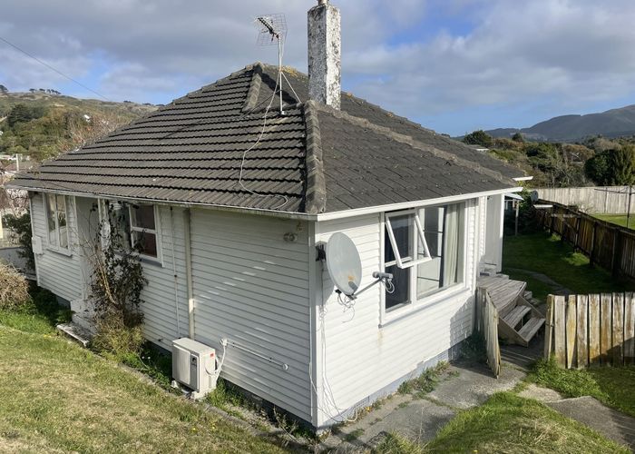  at 20 Stevens Crescent, Ranui Heights, Porirua, Wellington