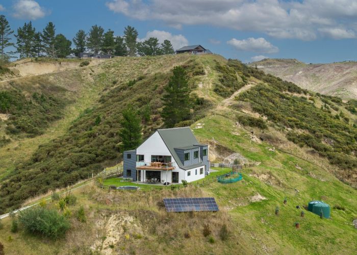  at 21 Rochfort Road, Kahuranaki, Hastings, Hawke's Bay