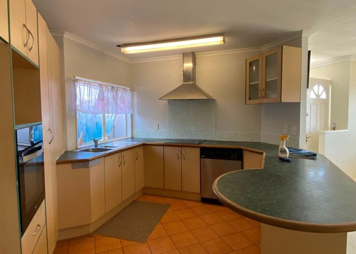  at 1/2 Carrs Place, Ellerslie, Auckland