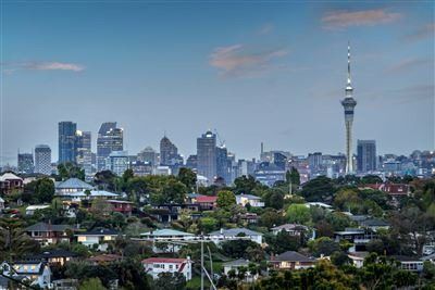  at 2/104 Coronation Road, Hillcrest, North Shore City, Auckland