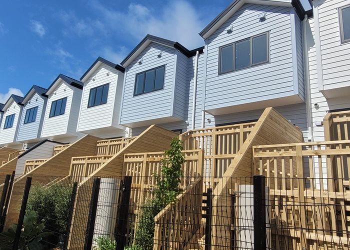  at 5 Paine Place, Mangere, Manukau City, Auckland